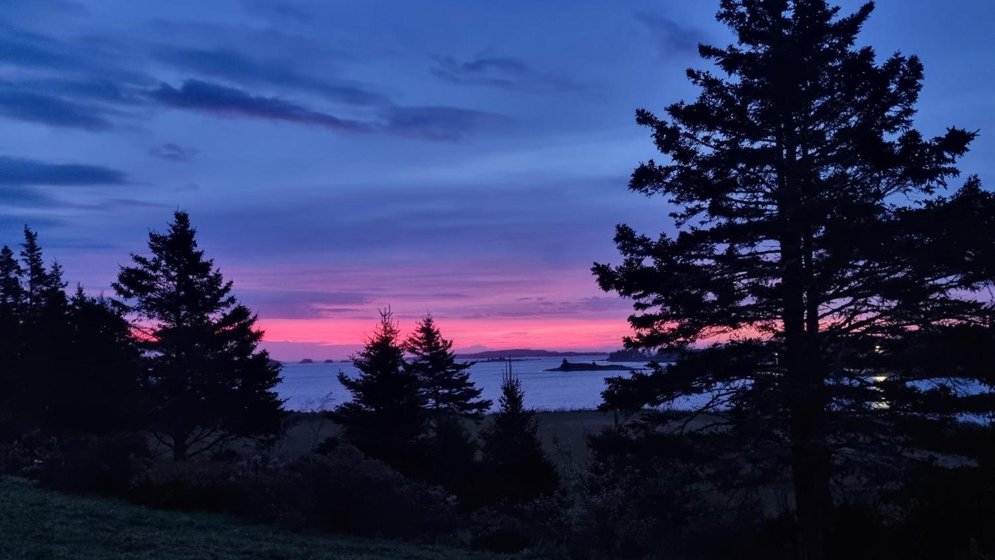 Oceanfront Apartments Port Dufferin Екстер'єр фото