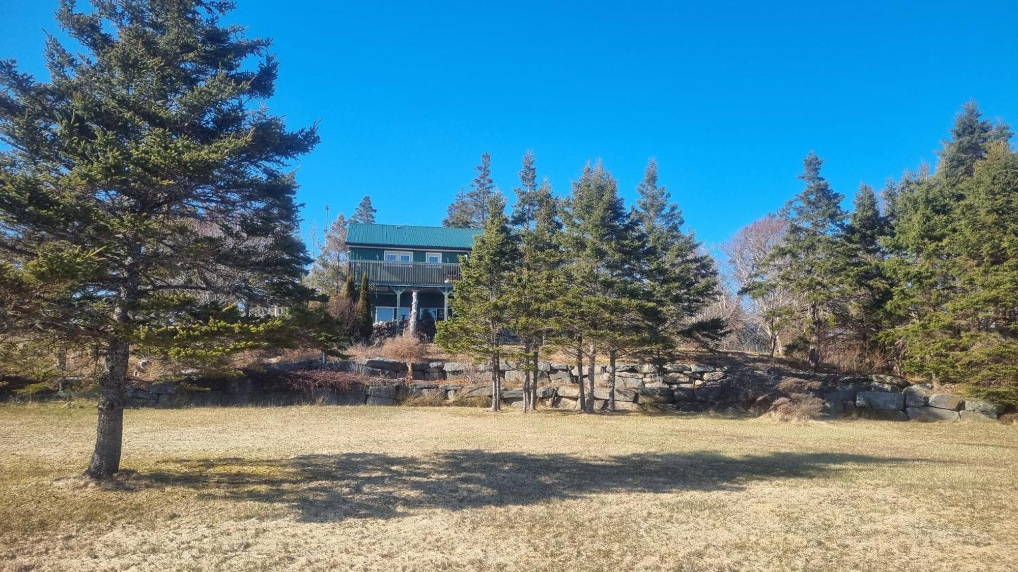 Oceanfront Apartments Port Dufferin Екстер'єр фото