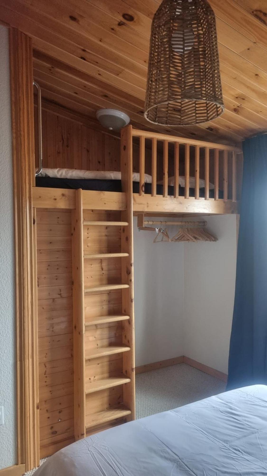 Oceanfront Apartments Port Dufferin Екстер'єр фото