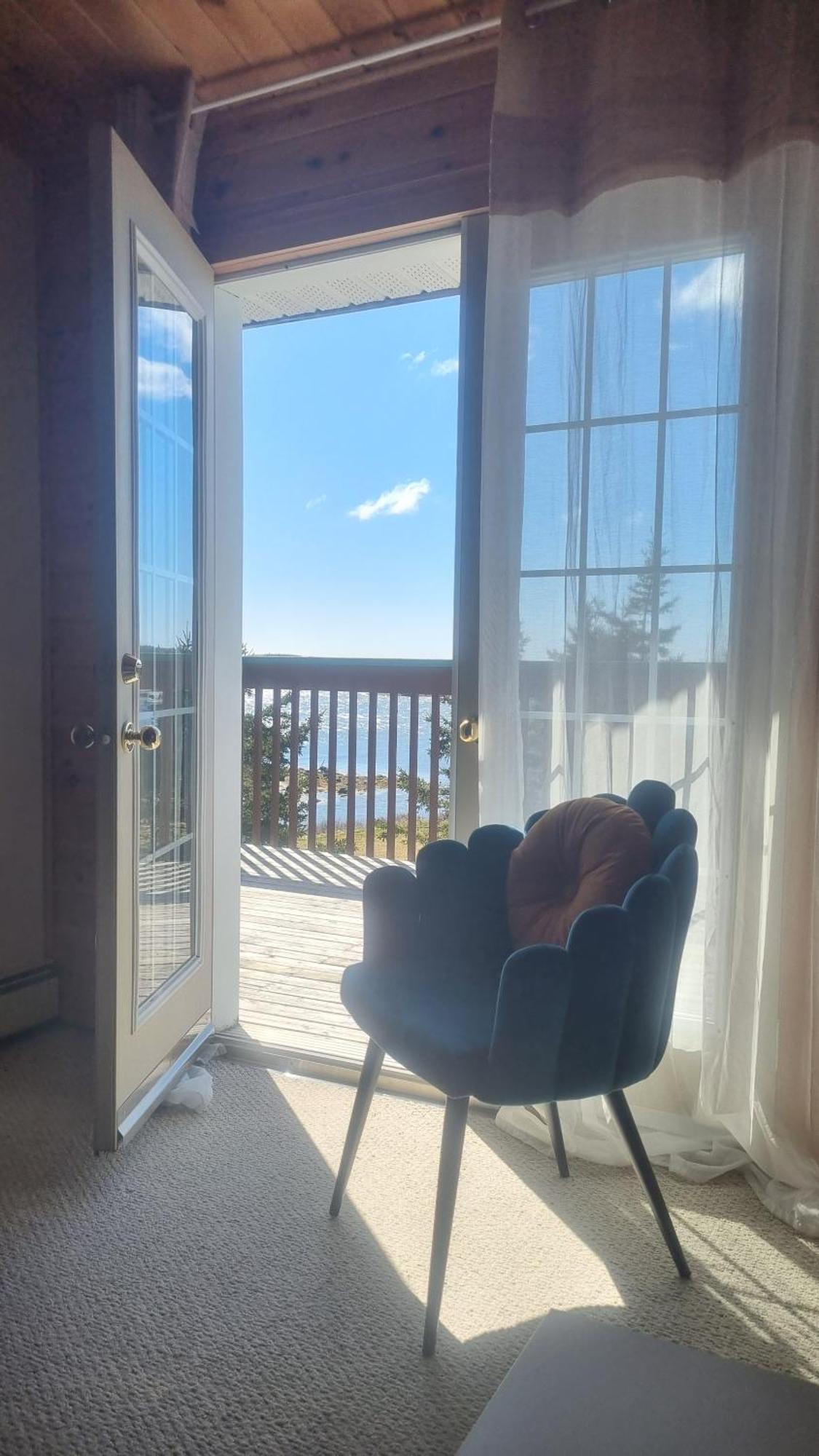 Oceanfront Apartments Port Dufferin Екстер'єр фото