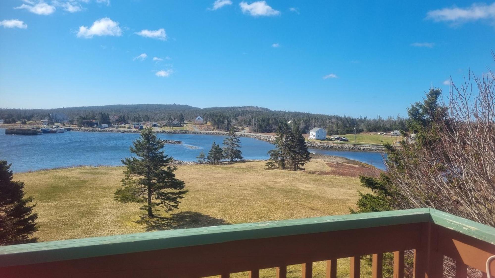 Oceanfront Apartments Port Dufferin Екстер'єр фото