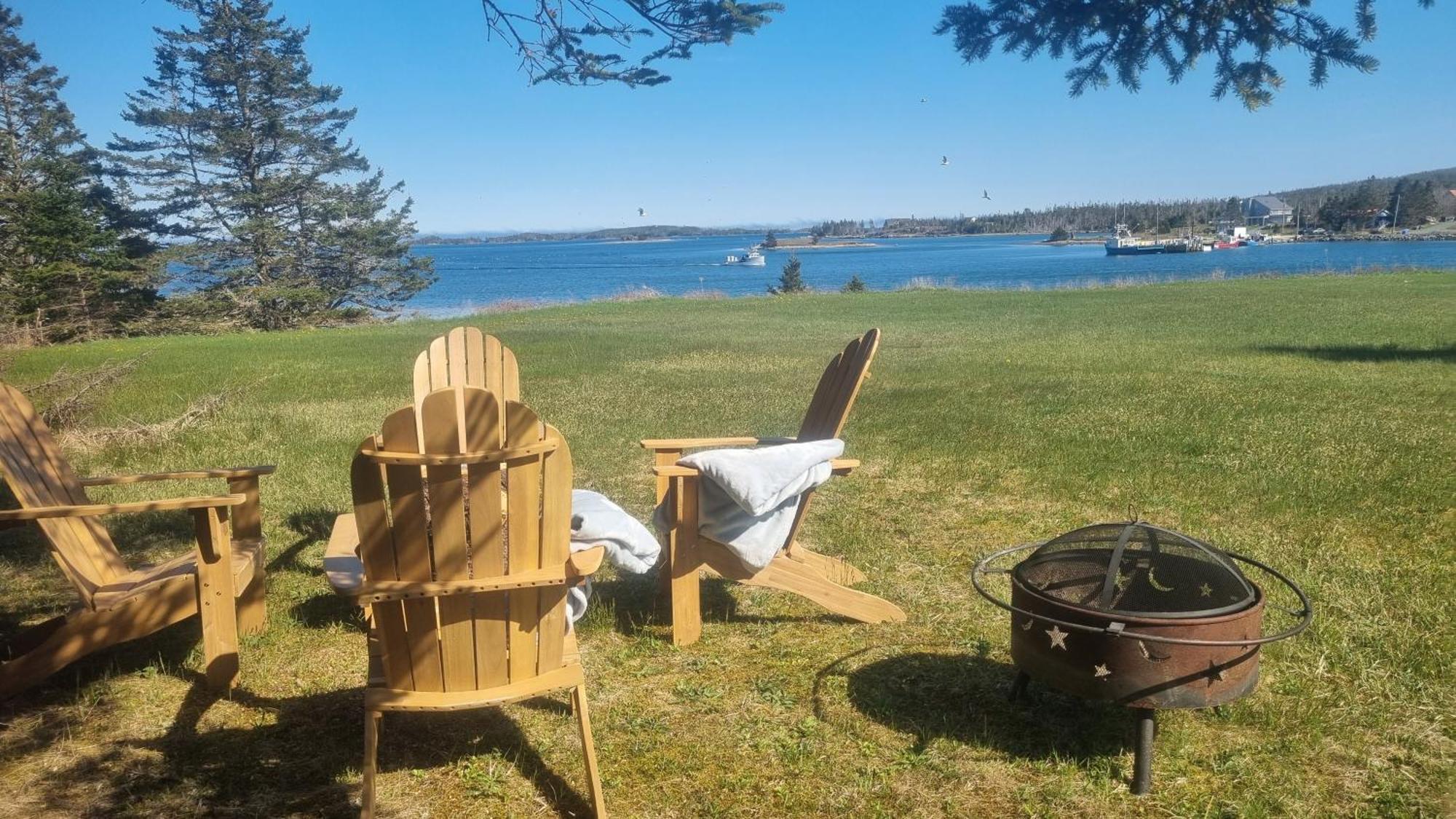 Oceanfront Apartments Port Dufferin Екстер'єр фото